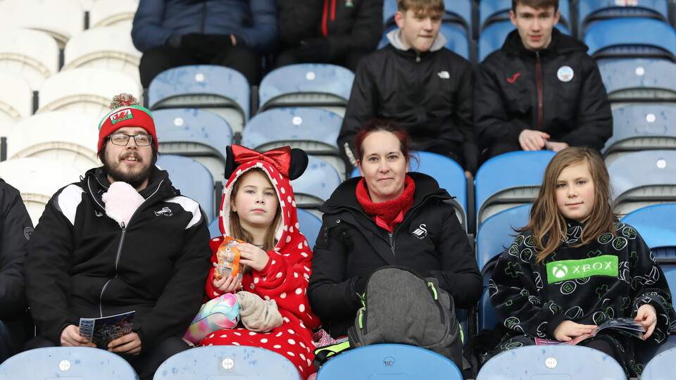 Huddersfield Town (a) fans 21-22