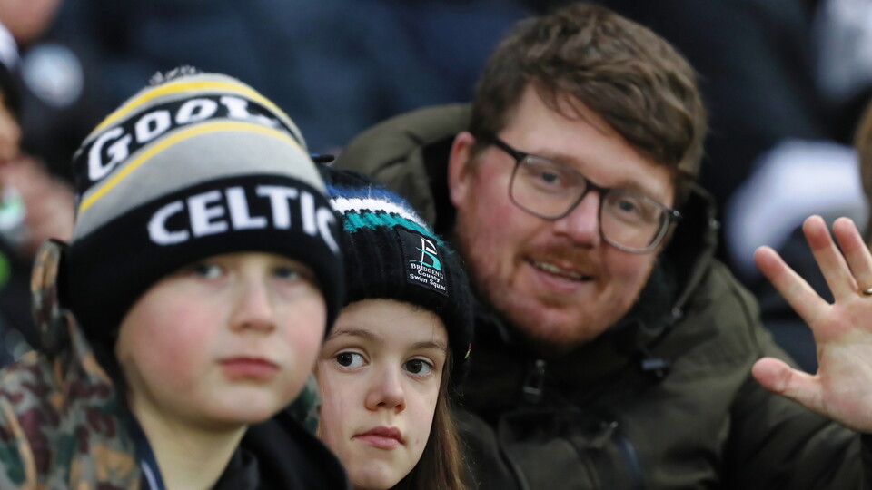 Preston North End (h) fans 21-22