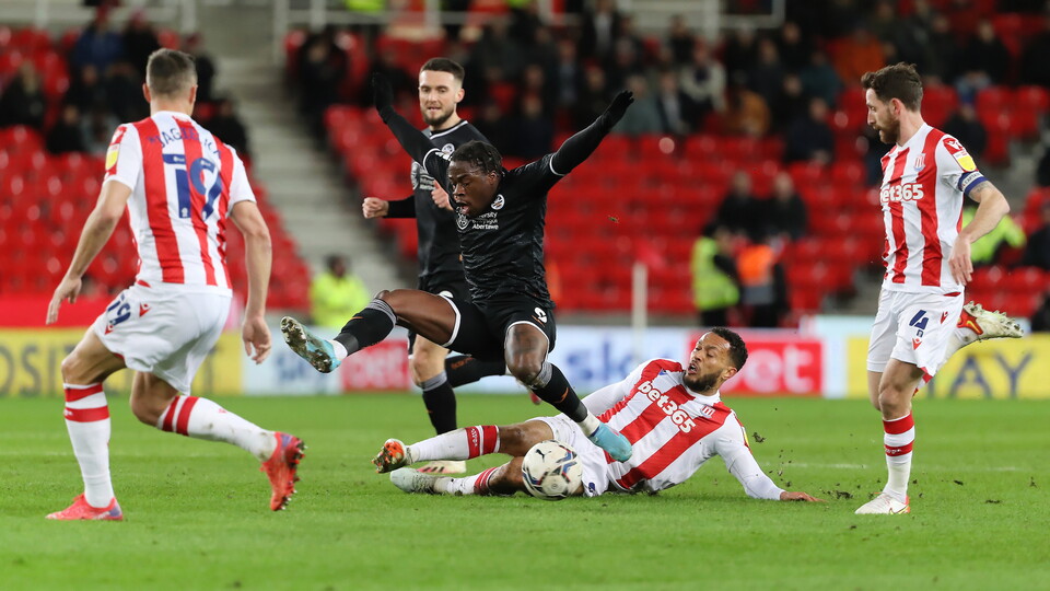 Stoke City (a) gallery 21-22
