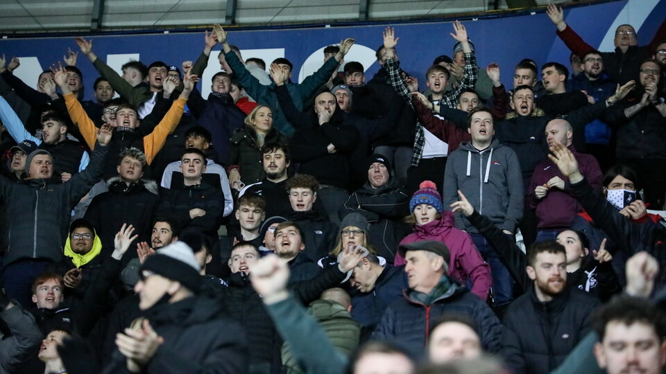 Blackburn (h) fans 21-22