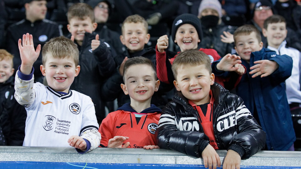 Blackburn (h) fans 21-22