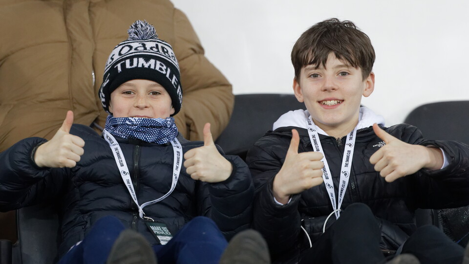 Blackburn (h) fans 21-22