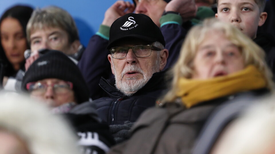 Blackburn (h) fans 21-22