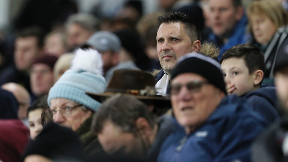 Blackburn (h) fans 21-22