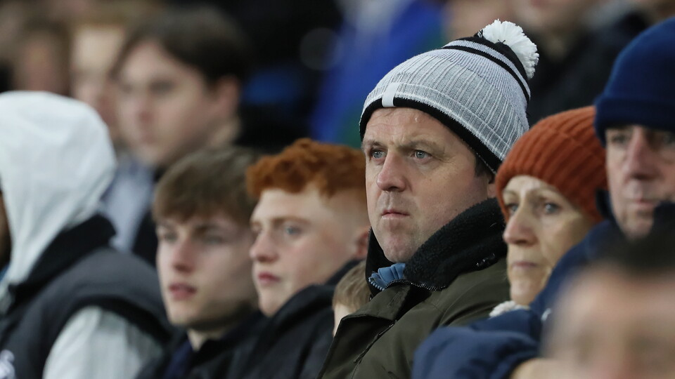 Blackburn (h) fans 21-22