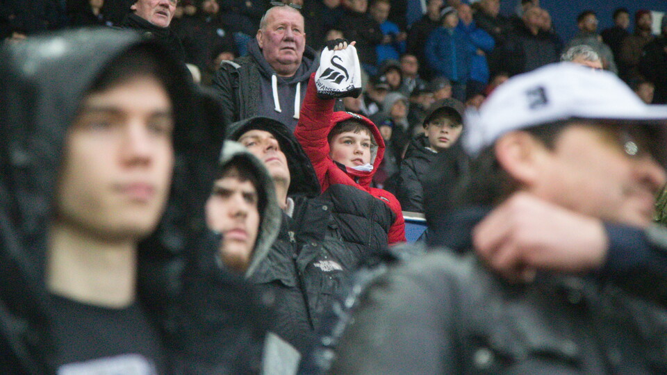 Bristol City (h) fans 21-22
