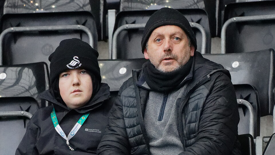 Bristol City (h) fans 21-22