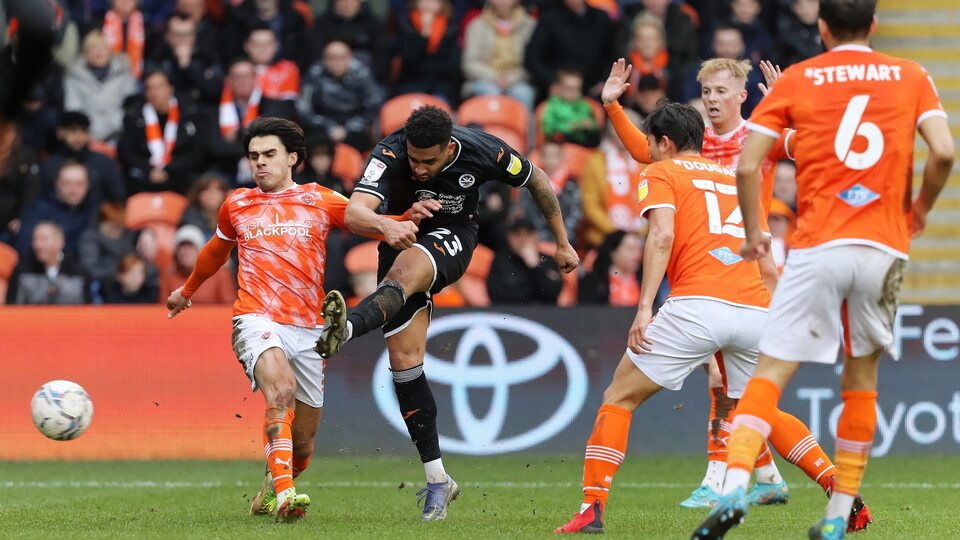 Blackpool (a) gallery 21-22