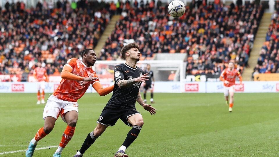 Blackpool (a) gallery 21-22
