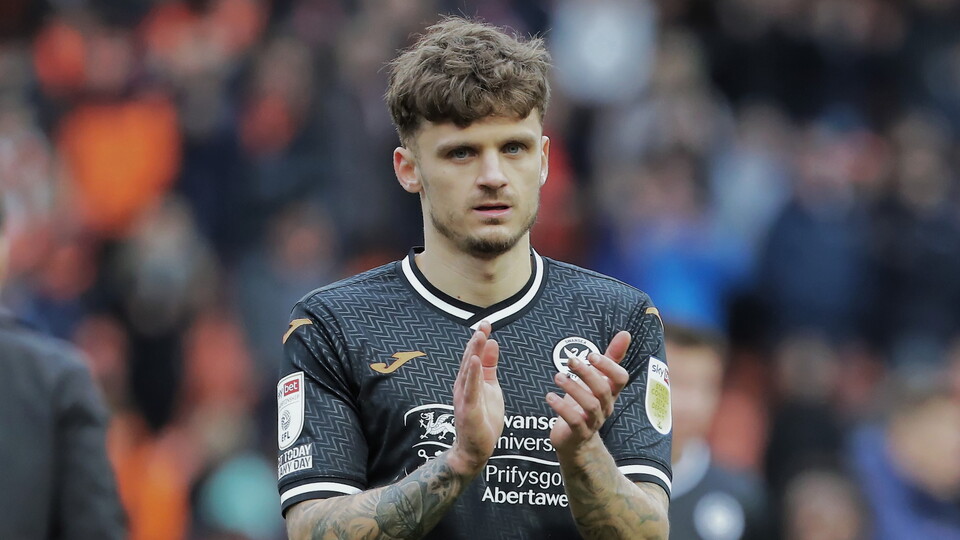 Blackpool (a) gallery 21-22