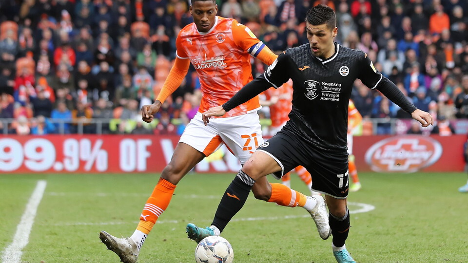 Blackpool (a) gallery 21-22