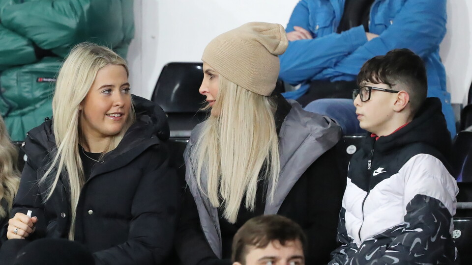 Fulham (h) fans 21-22