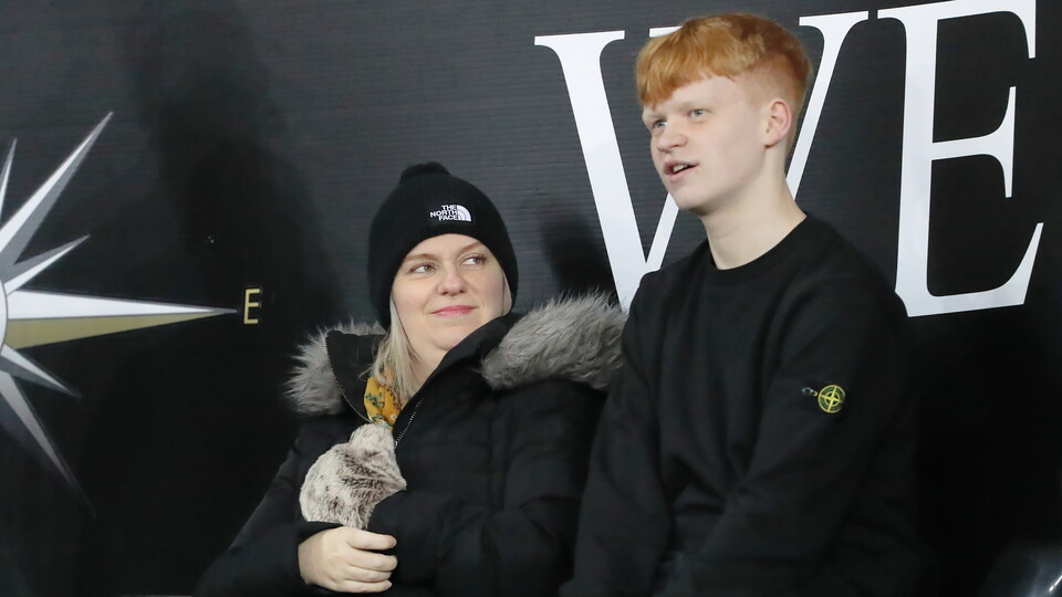Fulham (h) fans 21-22