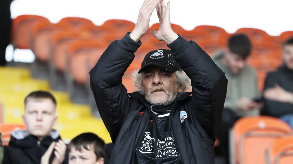 Blackpool (a) fans 21-22