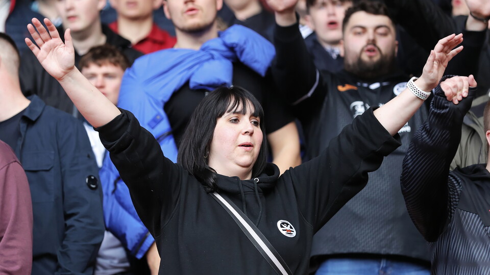 Blackpool (a) fans 21-22
