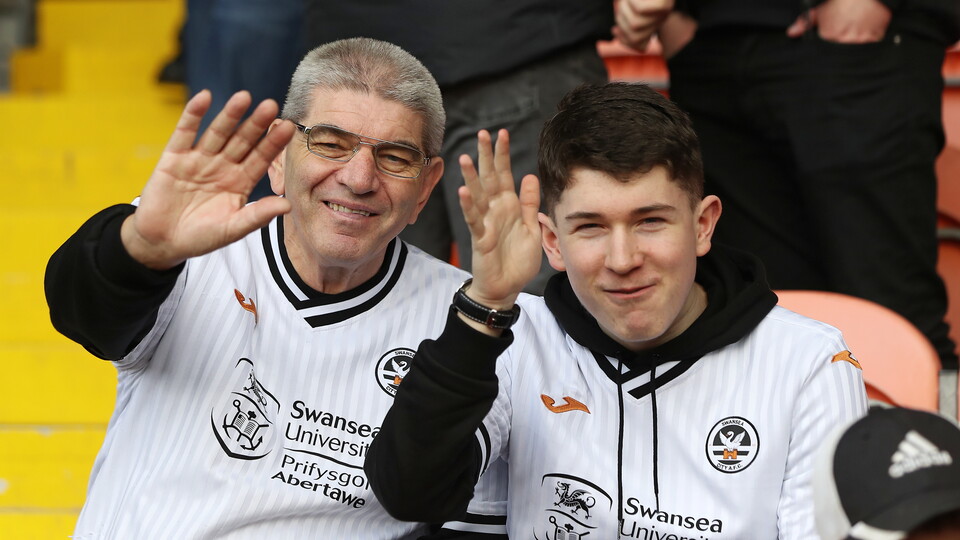 Blackpool (a) fans 21-22