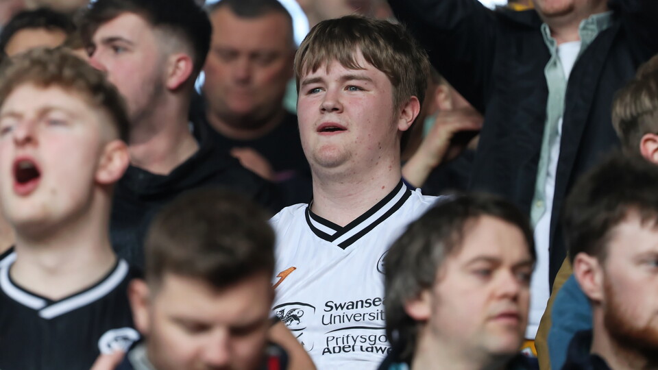 Blackpool (a) fans 21-22