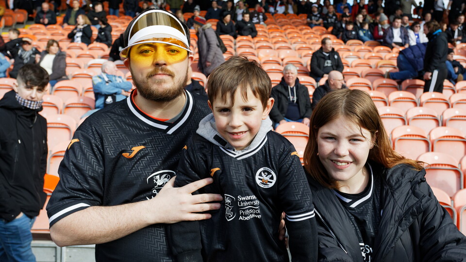 Blackpool (a) fans 21-22
