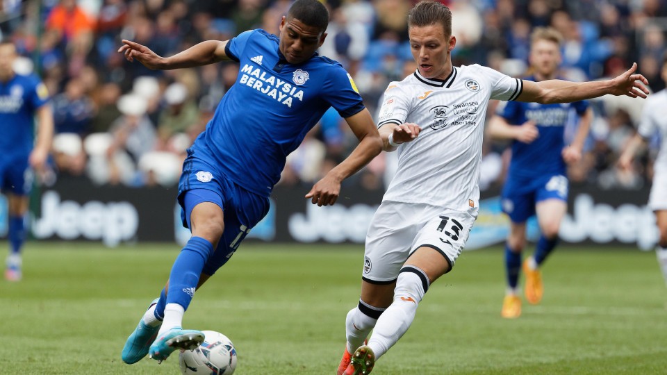 Cardiff City (a) gallery 21-22