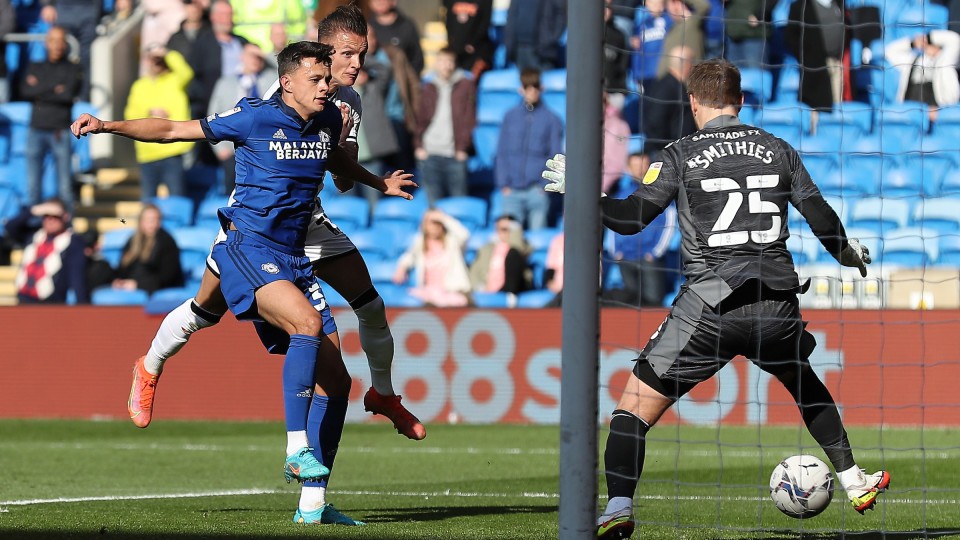 Cardiff City (a) gallery 21-22