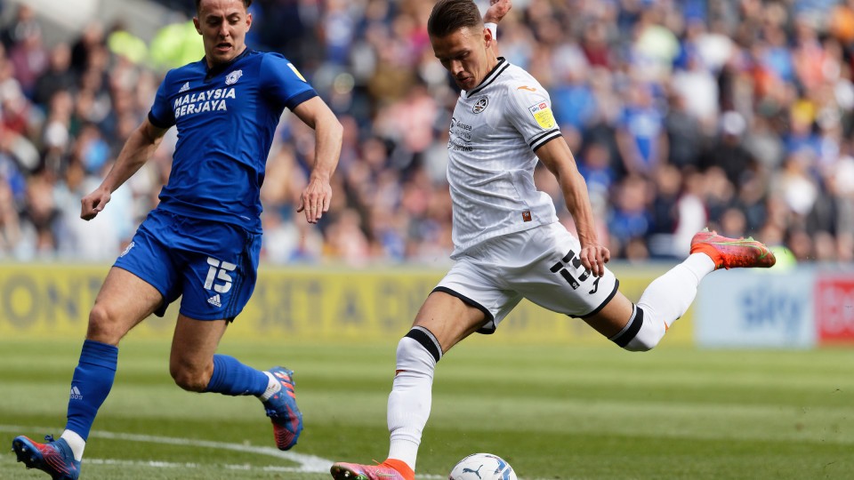 Cardiff City (a) gallery 21-22