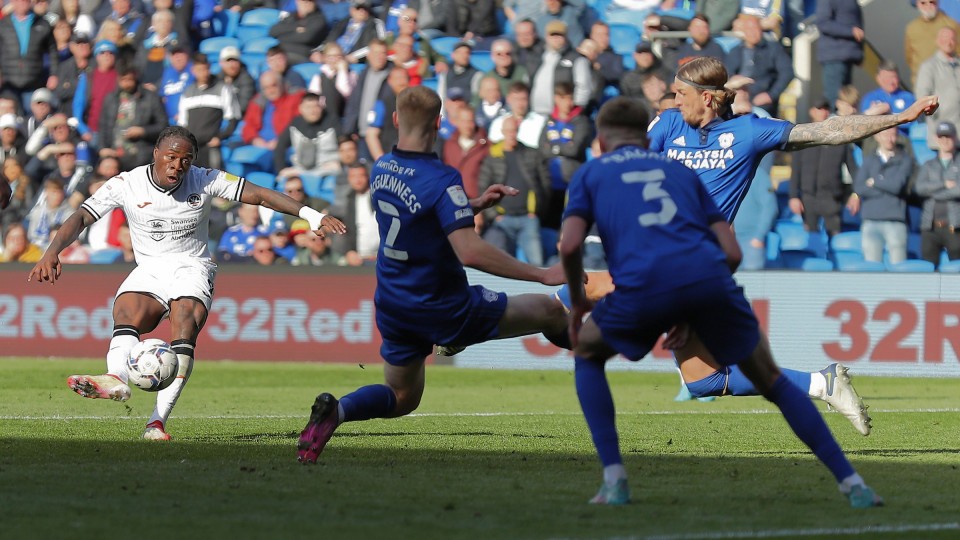 Cardiff City (a) gallery 21-22