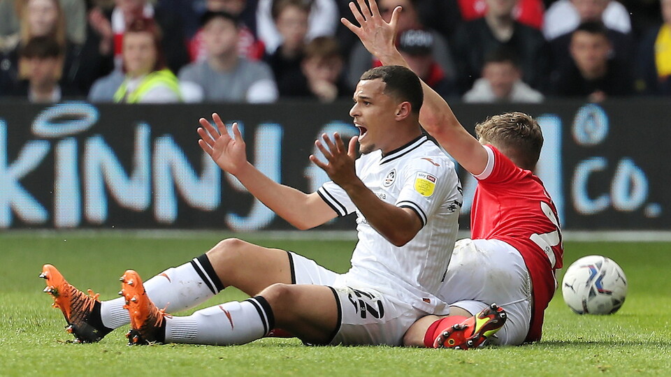 Notts Forest (a) gallery 21-22