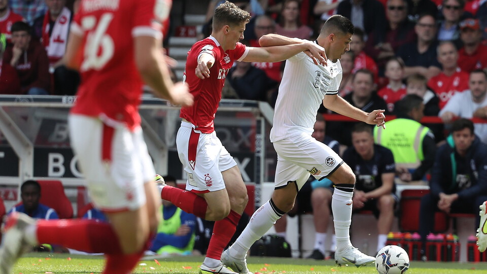 Notts Forest (a) gallery 21-22