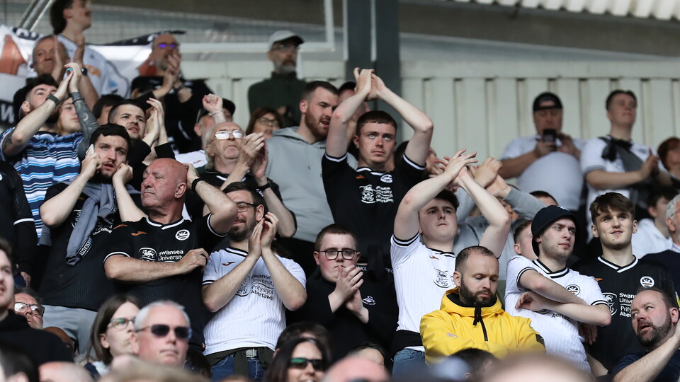 Fan Gallery | Reading v Swansea City