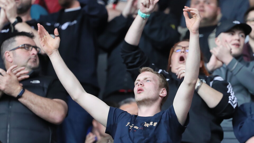 Fan Gallery | Reading v Swansea City