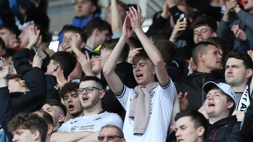 Fan Gallery | Reading v Swansea City