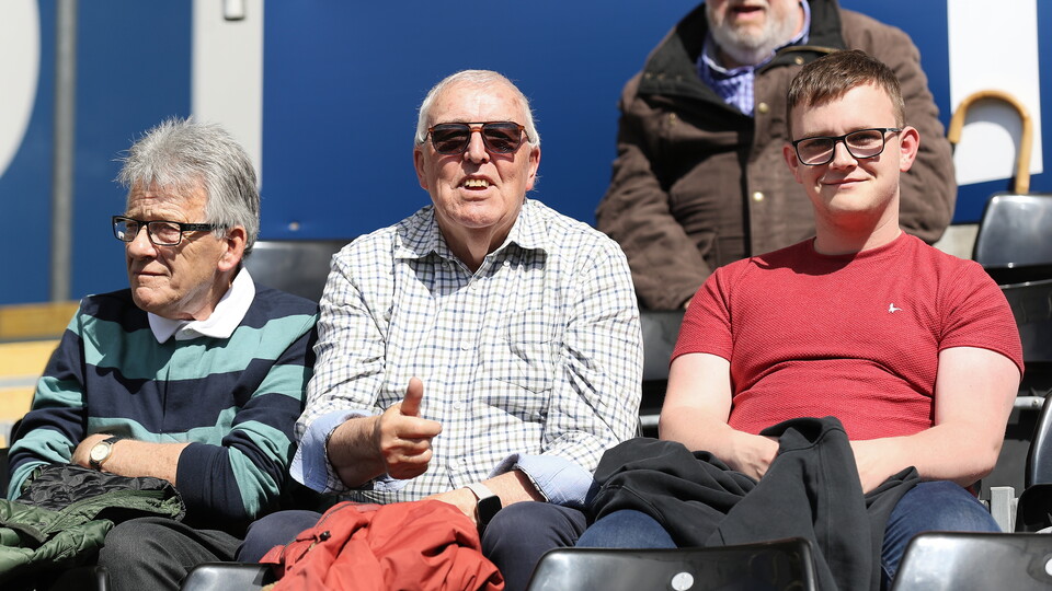 Barnsley (h) fan gallery 21-22