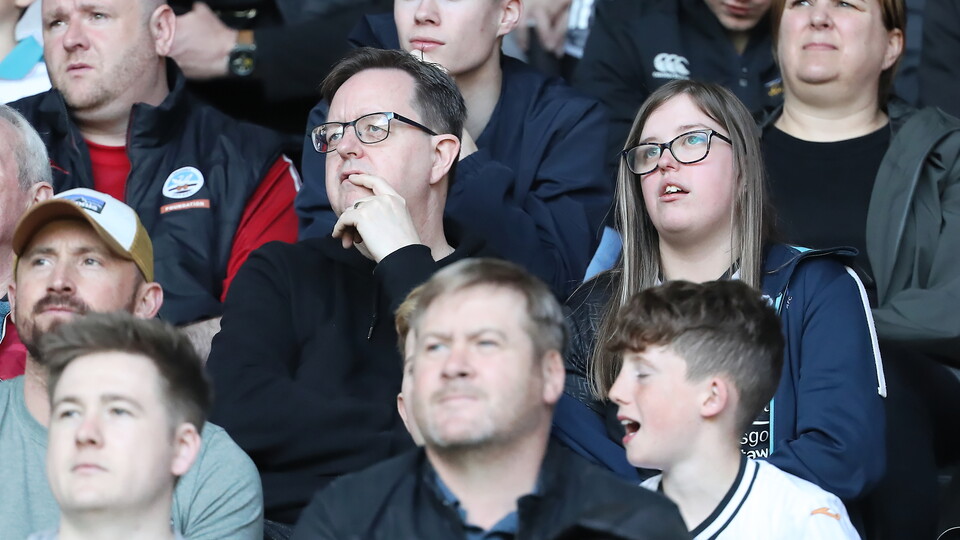 Barnsley (h) fan gallery 21-22