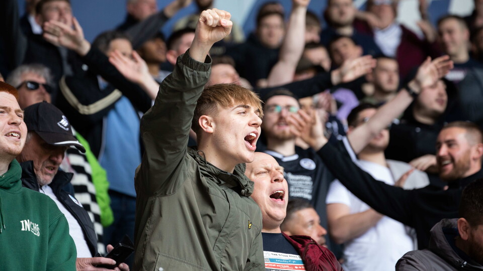 Barnsley (h) fan gallery 21-22