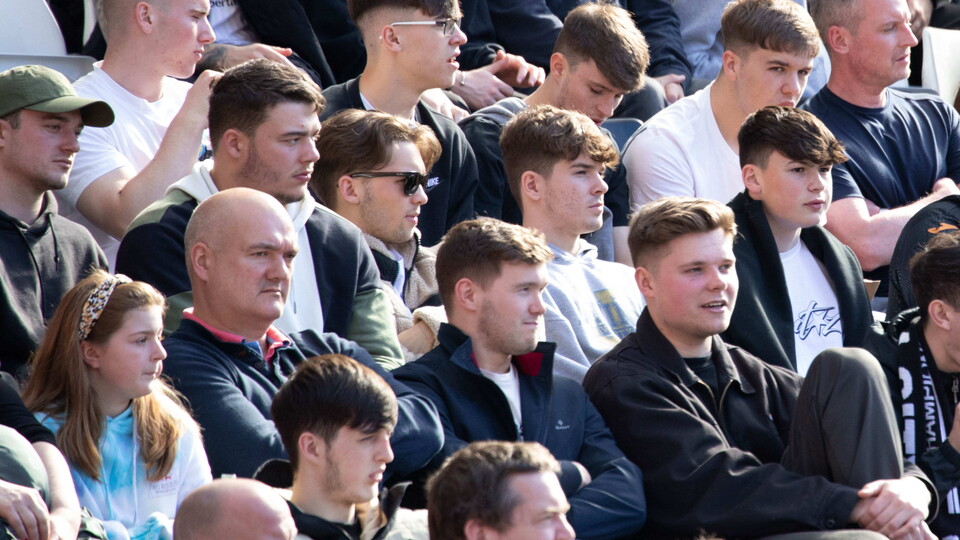 Barnsley (h) fan gallery 21-22
