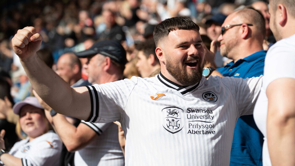 Barnsley (h) fan gallery 21-22