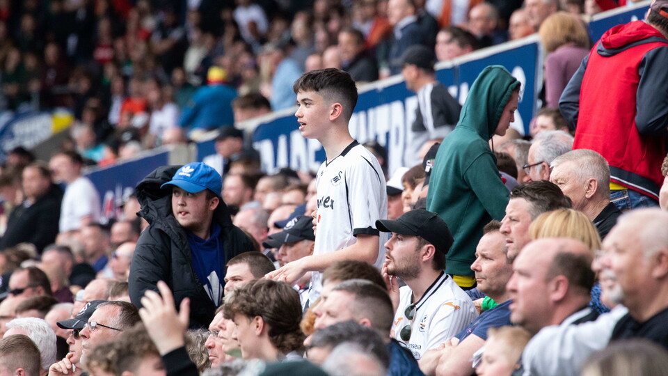 Barnsley (h) fan gallery 21-22