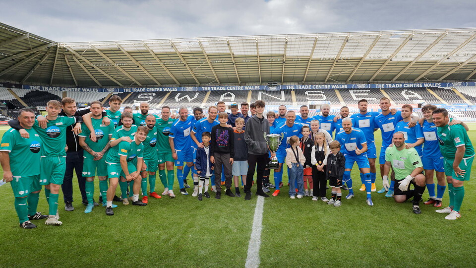 Sellebrity Soccer Gallery