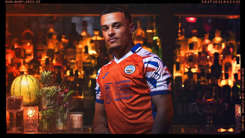 Gallery away kit - 2