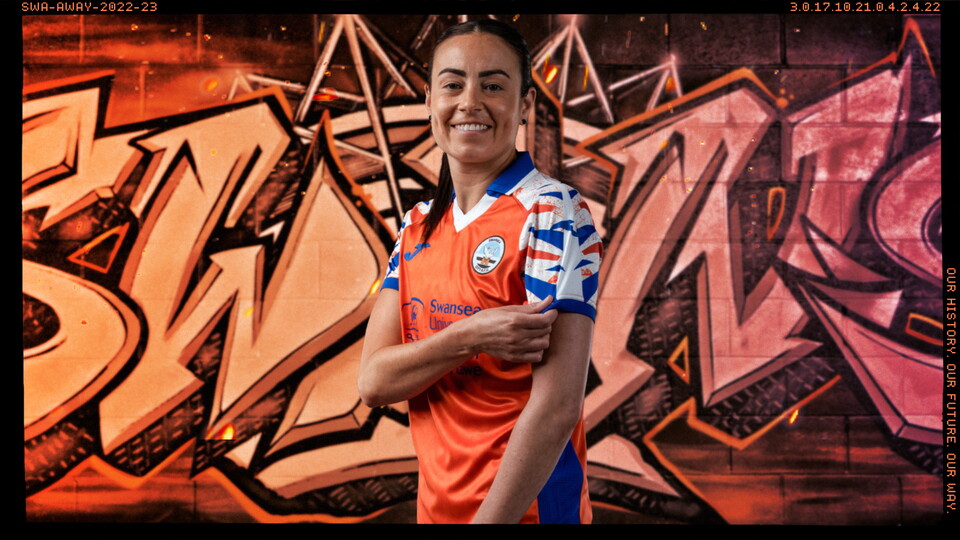 Gallery away kit - 4