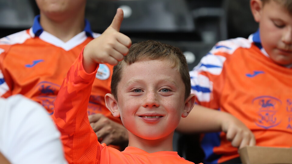 Fan Gallery - Luton Town