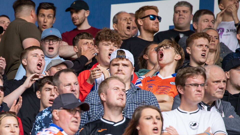 Fan Gallery - Luton Town