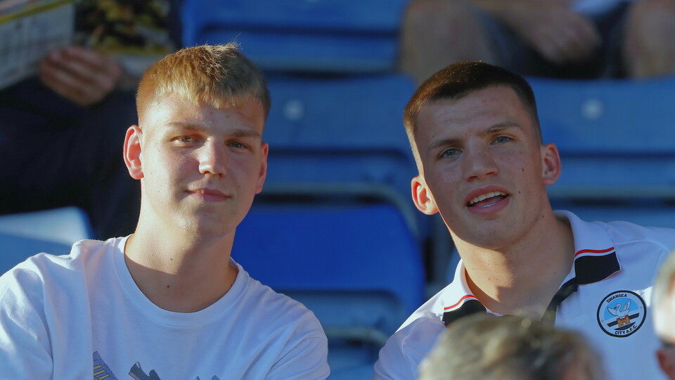 Fan Gallery - Oxford United