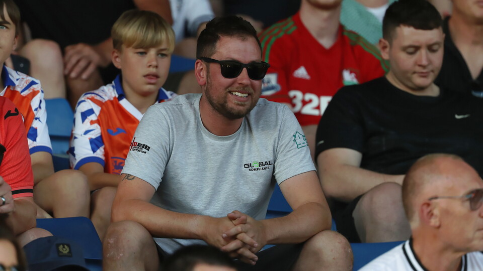 Fan Gallery - Oxford United
