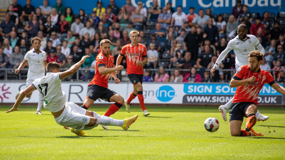 Gallery - Luton Town Home 