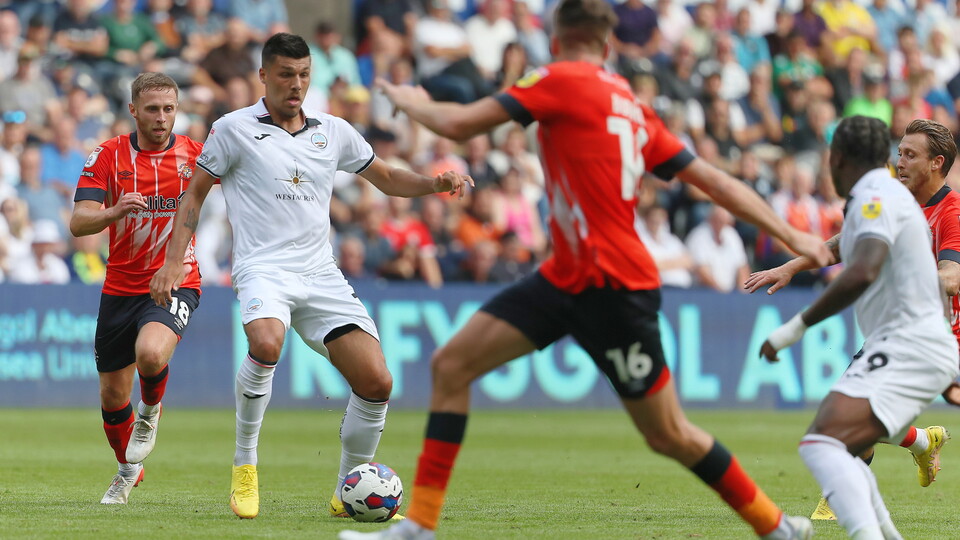 Gallery - Luton Town Home 