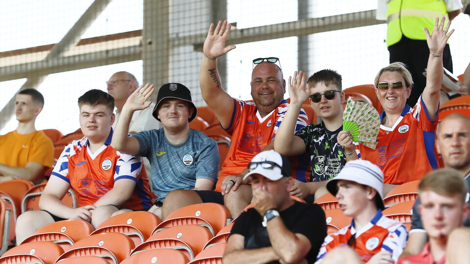 Fan gallery | Blackpool v Swansea City