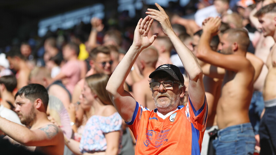 Fan gallery | Blackpool v Swansea City