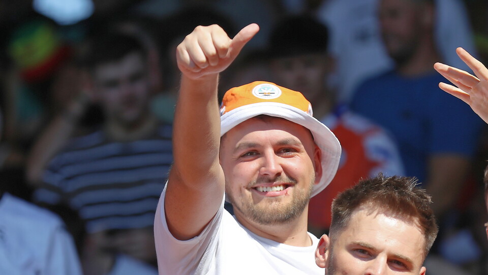 Fan gallery | Blackpool v Swansea City