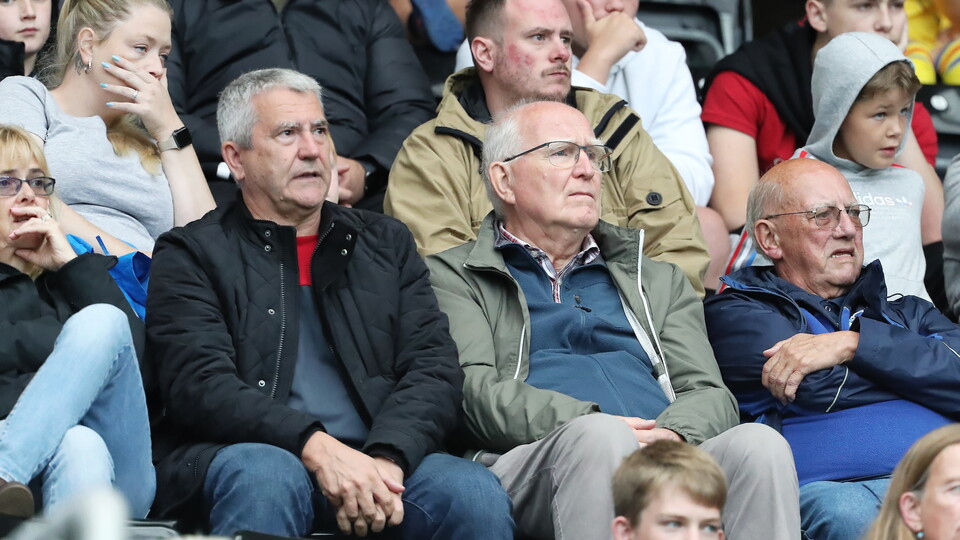 Fan Gallery - QPR home